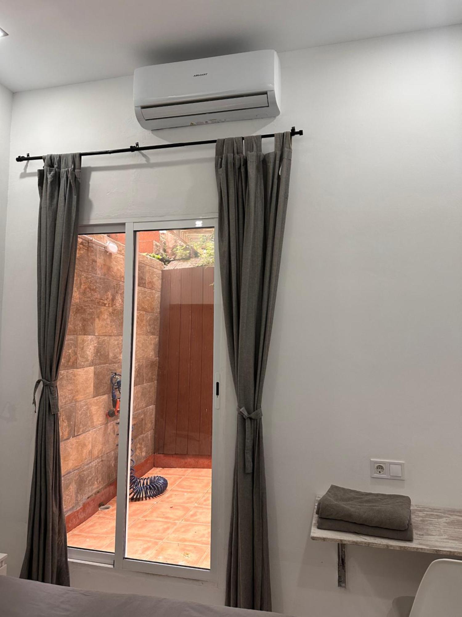 Apartamento En Planta Baja Cerca De La Playa En Badalona Exterior photo